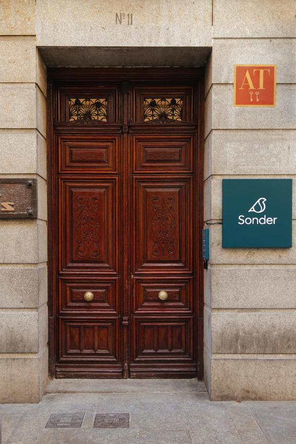 Aparthotel Sonder Santa Ana à Madrid Extérieur photo